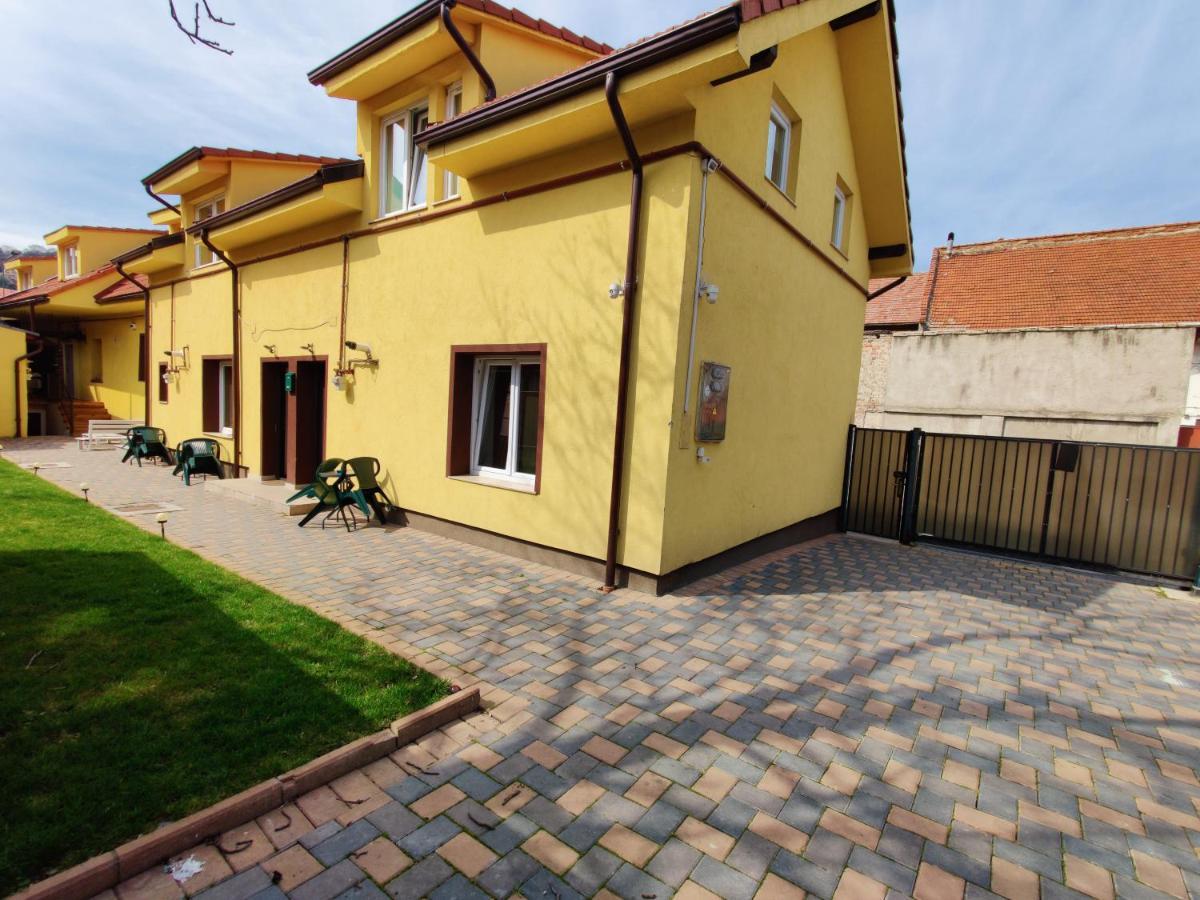 Lucky House Apartamento Braşov Exterior foto