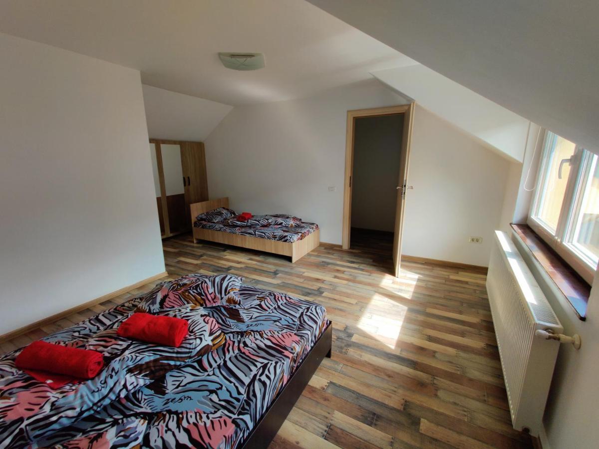 Lucky House Apartamento Braşov Exterior foto