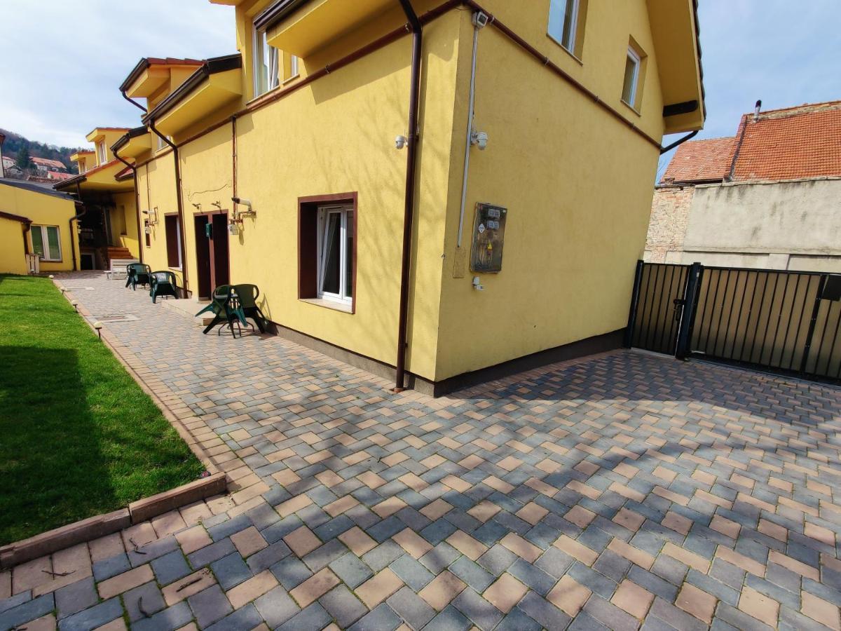 Lucky House Apartamento Braşov Exterior foto